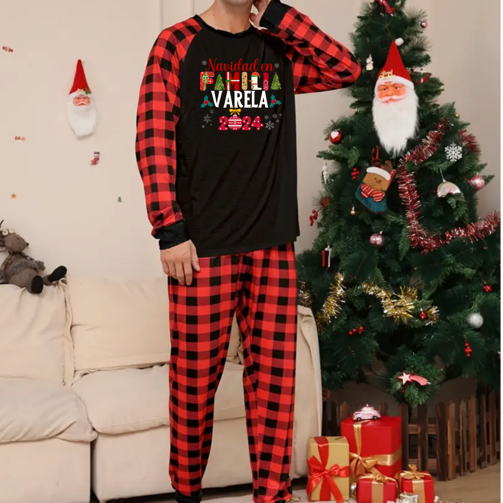 Navidad en Familia PJ Set of 4